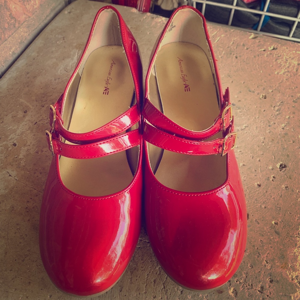 American Eagle Red Kitten Heels